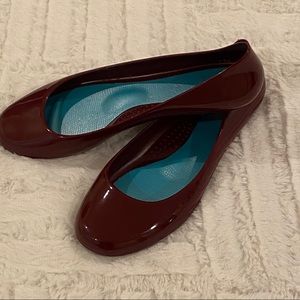 Oka B Ballet Flats Burgandy Sz 9